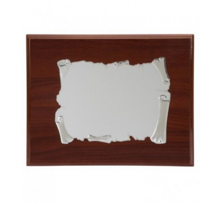 PLACA  HOMENAJE DE MADERA 23X19cm PERGAMINO ALUMINIO 16X12cm P-1677 REF:P-0603