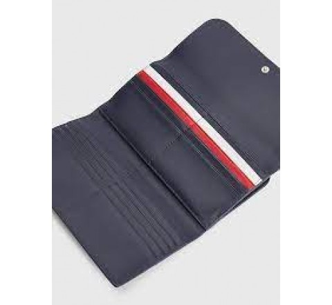 BILLETERA TOMMY HILFIGER AZUL Y LOGO AW0AW13631DW6